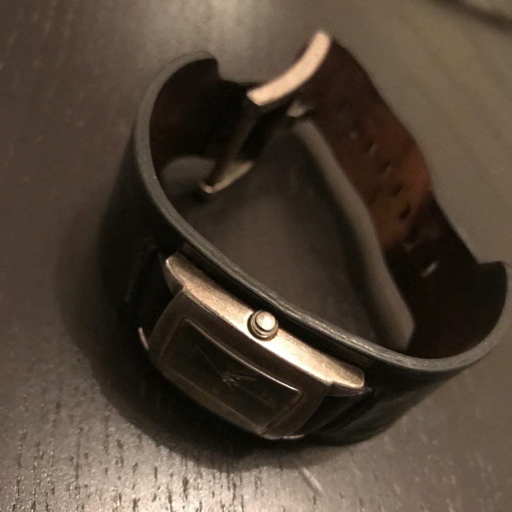 Womens watch (Guess)
